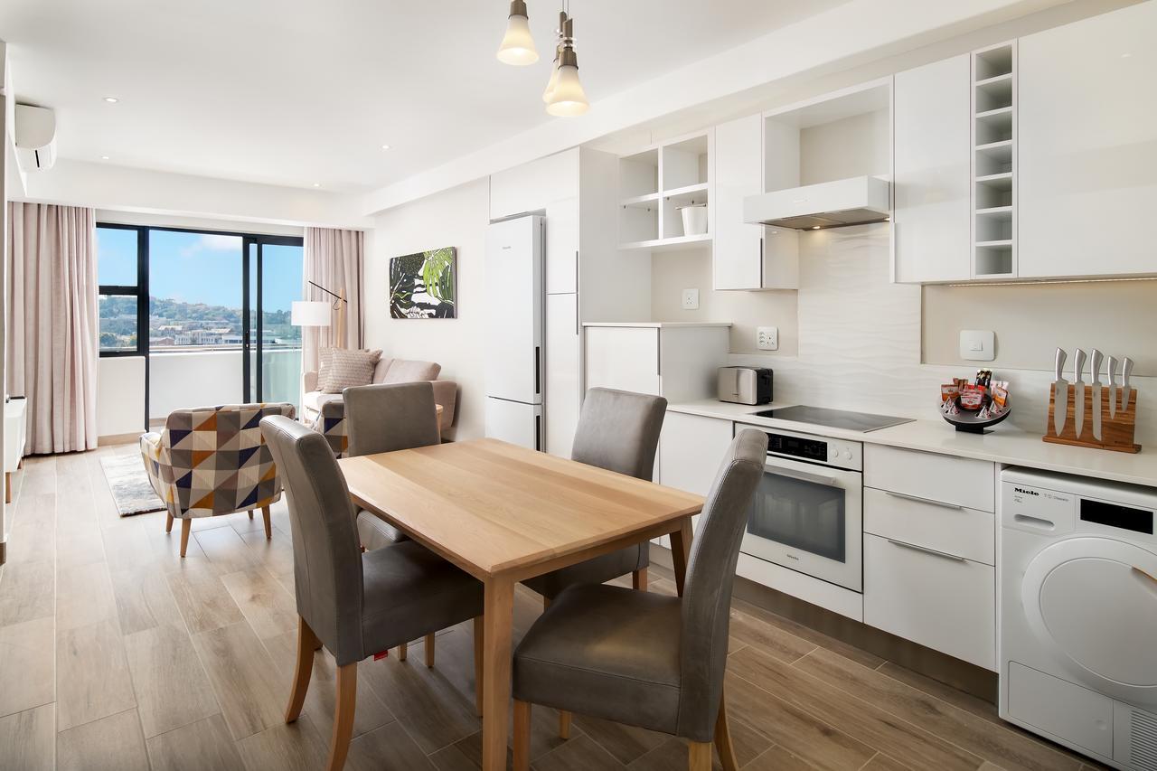 The Regency Apartment Hotel Menlyn Pretoria Luaran gambar