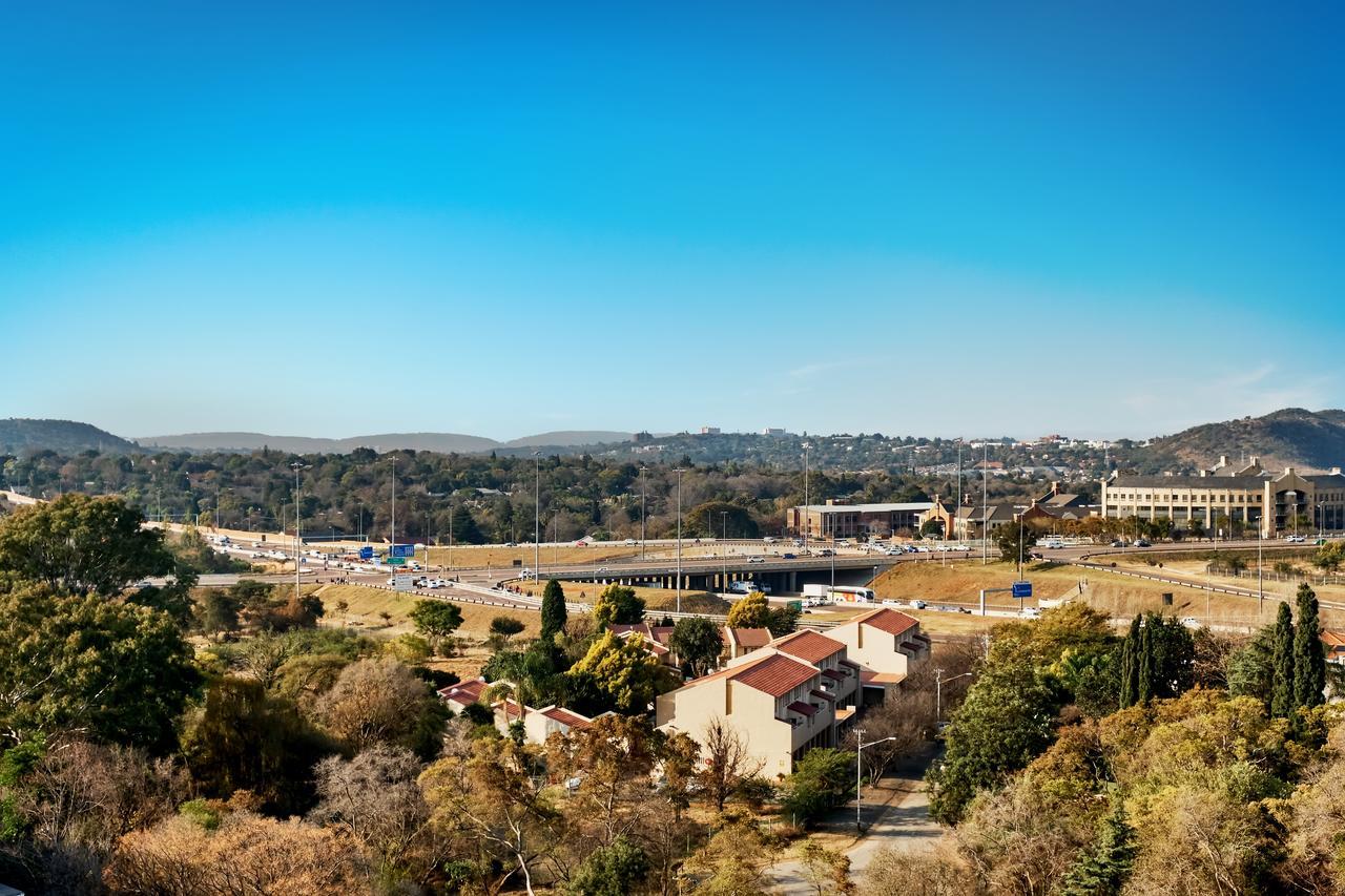The Regency Apartment Hotel Menlyn Pretoria Luaran gambar