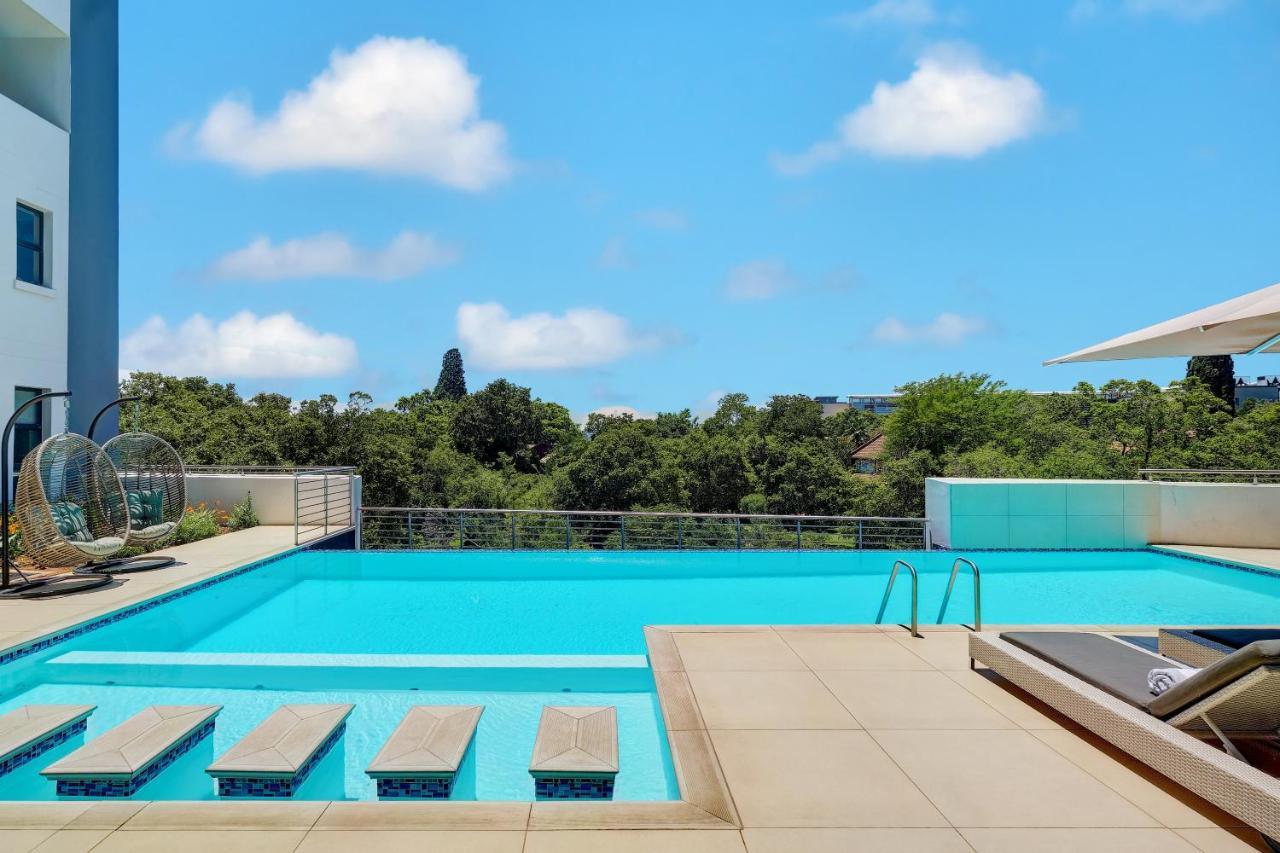 The Regency Apartment Hotel Menlyn Pretoria Luaran gambar