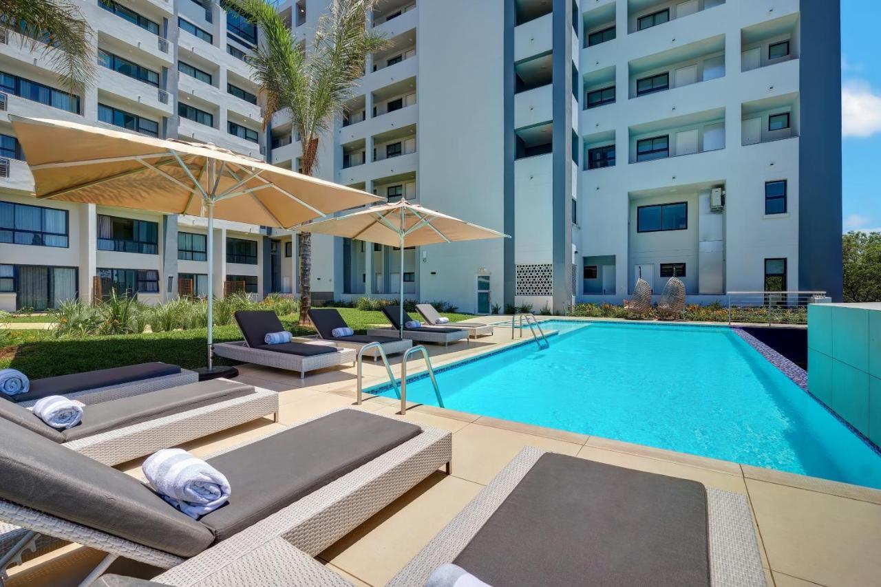 The Regency Apartment Hotel Menlyn Pretoria Luaran gambar