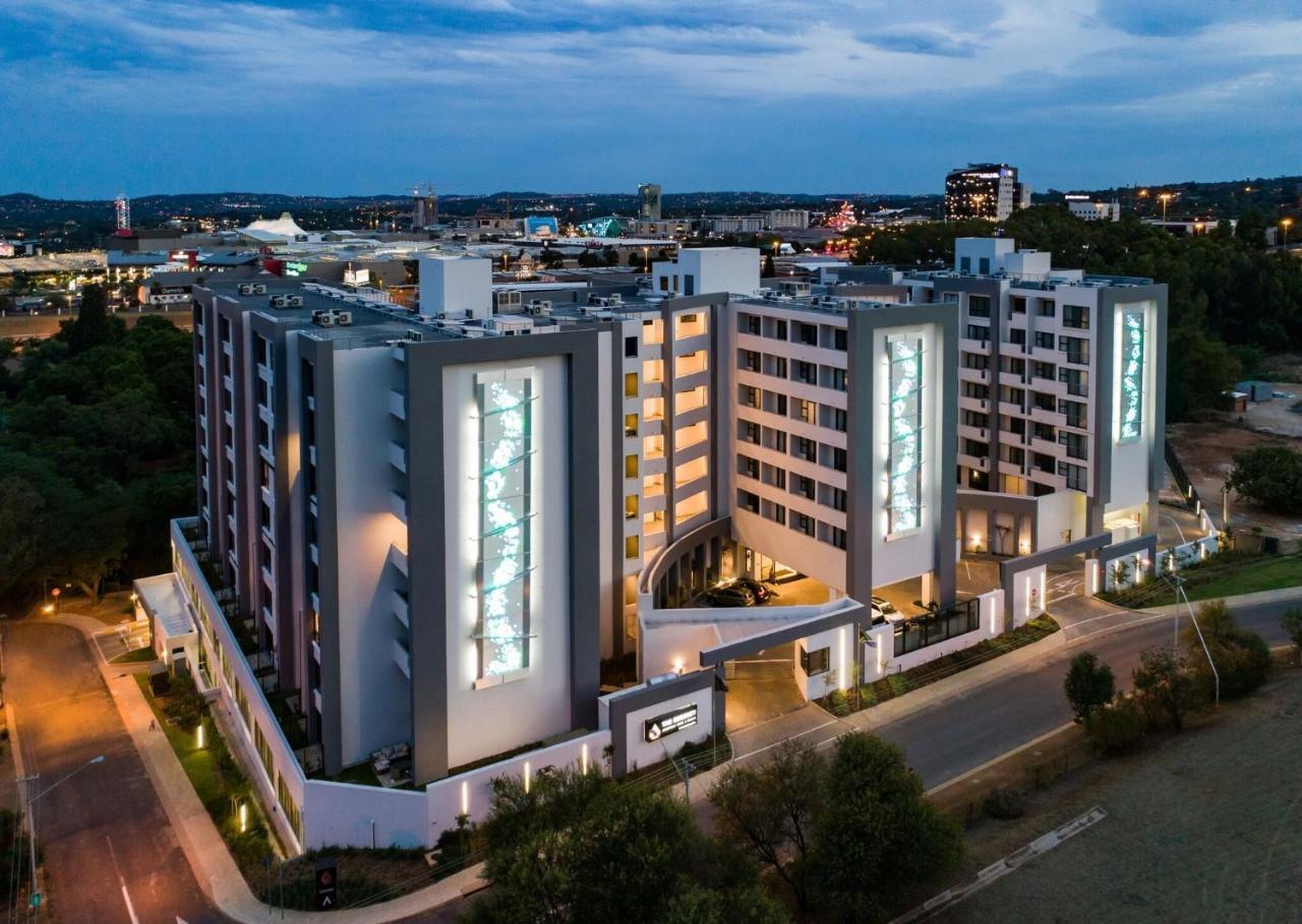 The Regency Apartment Hotel Menlyn Pretoria Luaran gambar