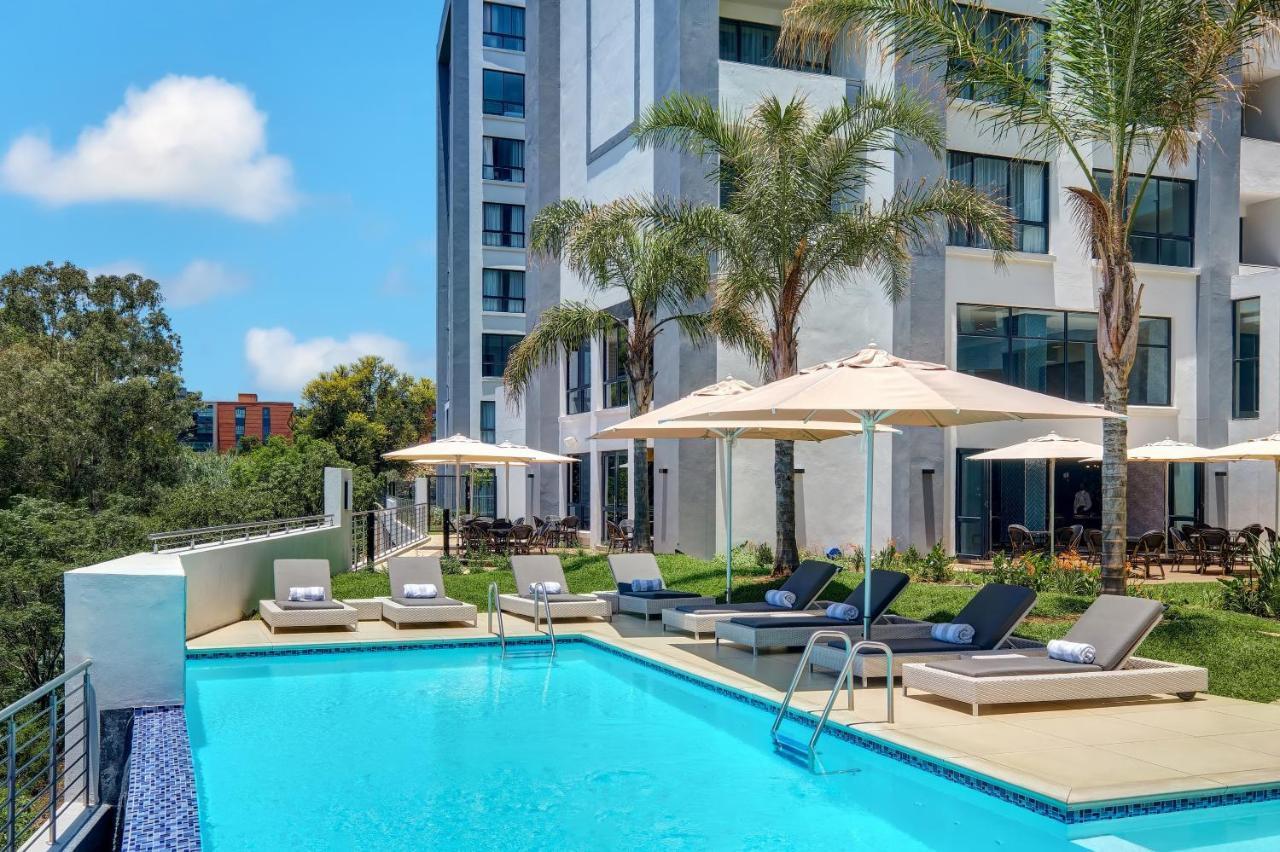 The Regency Apartment Hotel Menlyn Pretoria Luaran gambar