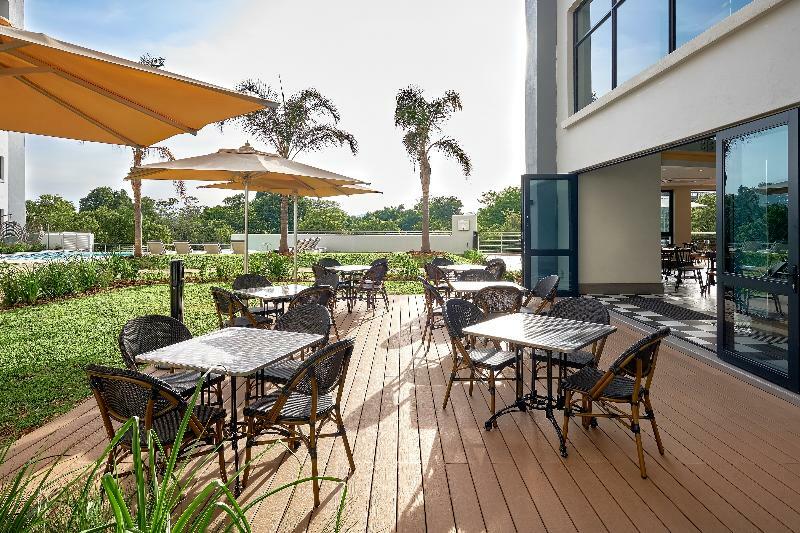 The Regency Apartment Hotel Menlyn Pretoria Luaran gambar
